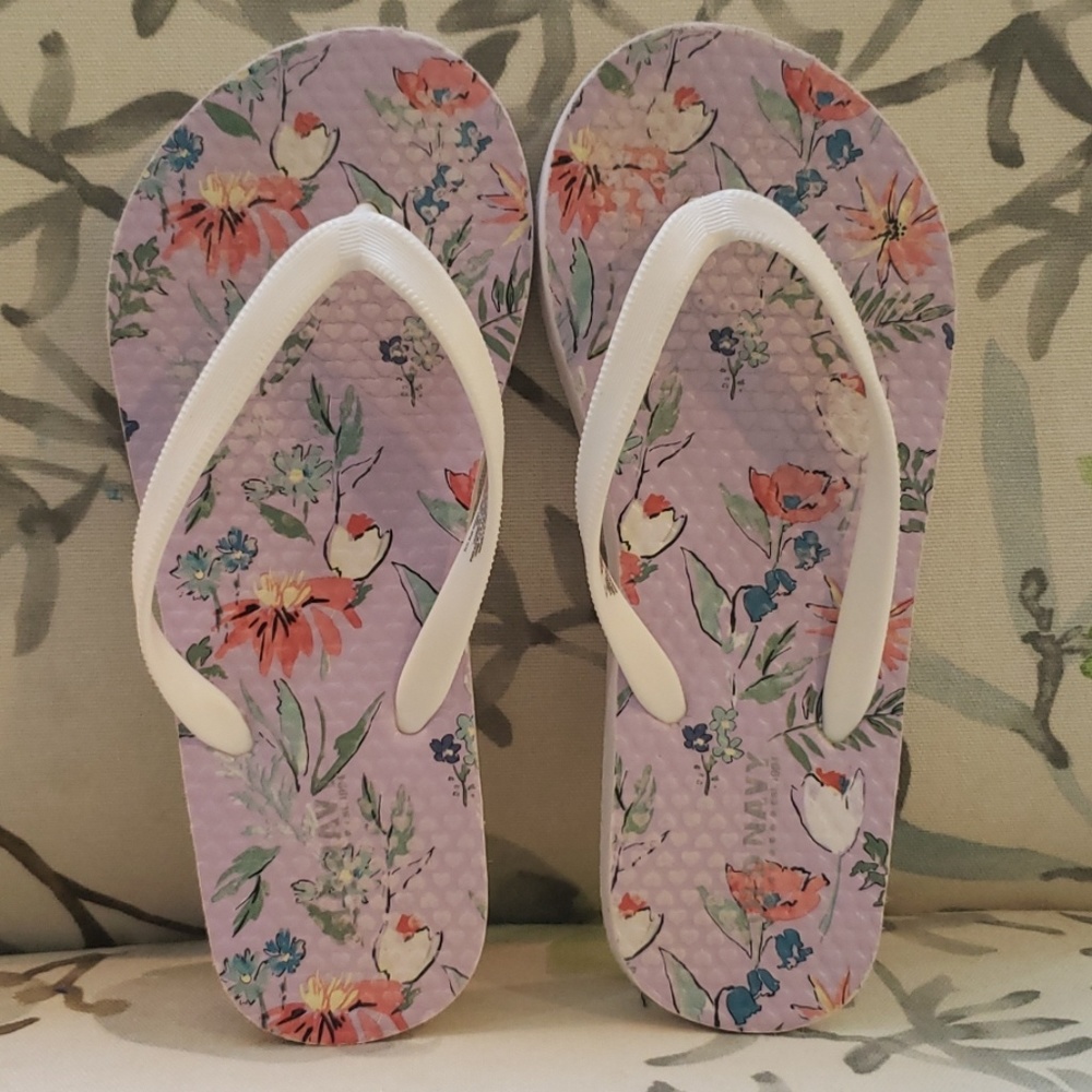 💥4-for-$10 Sale! Girls Old Navy Floral Flip Flops